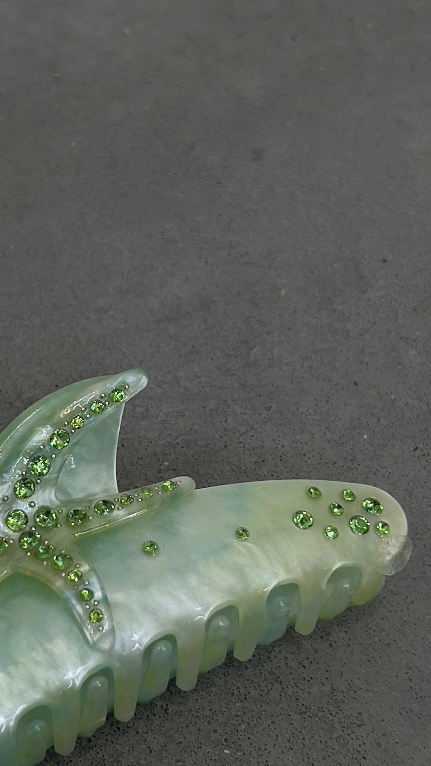 Pince à cheveux grosse étoile - verte