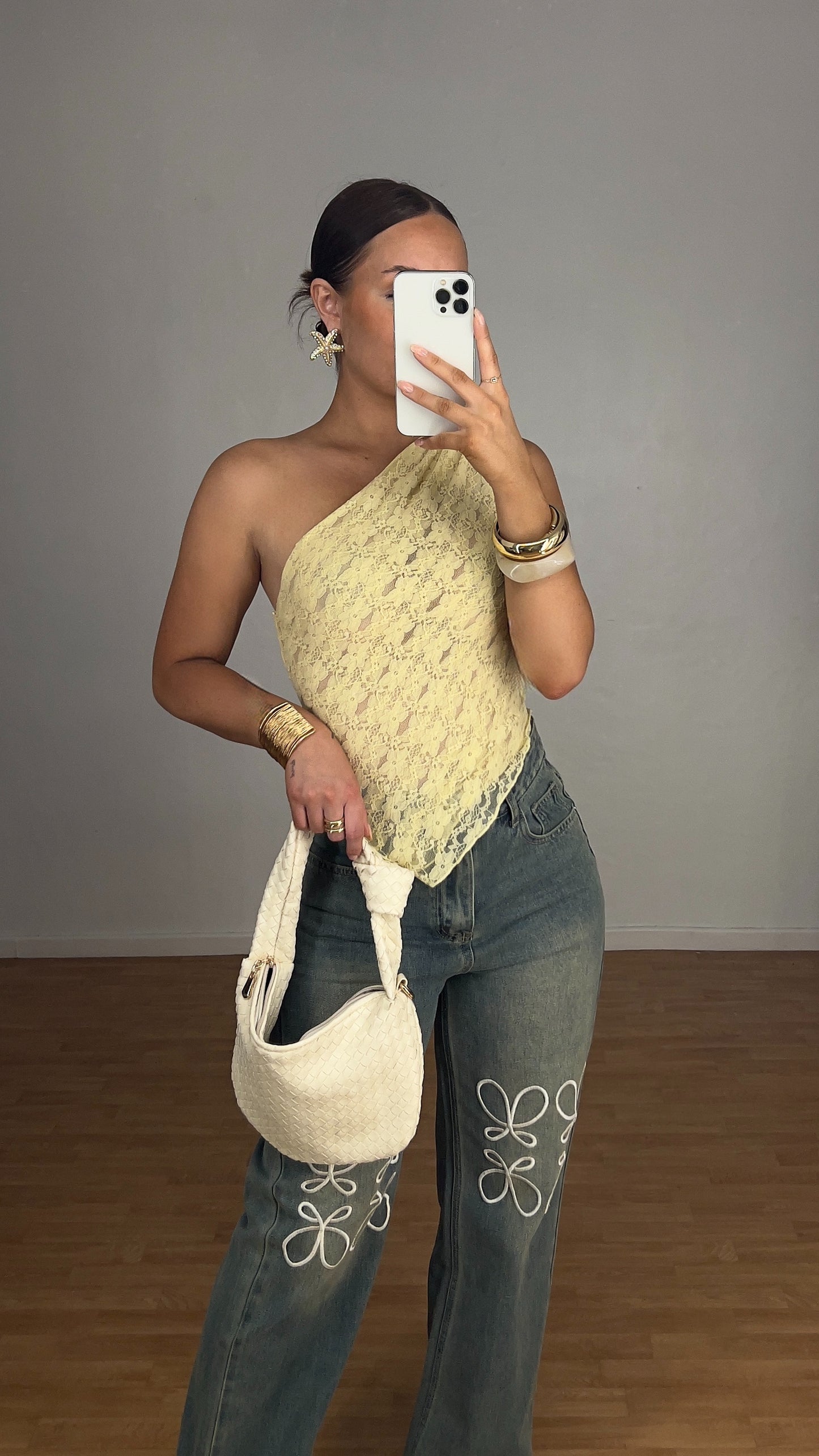 Top asymétrique dentelle - jaune