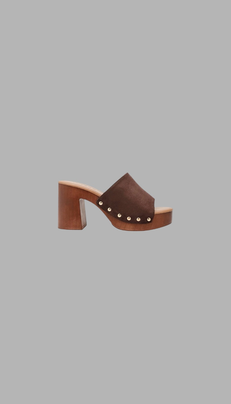 Sabots à clous - chocolat