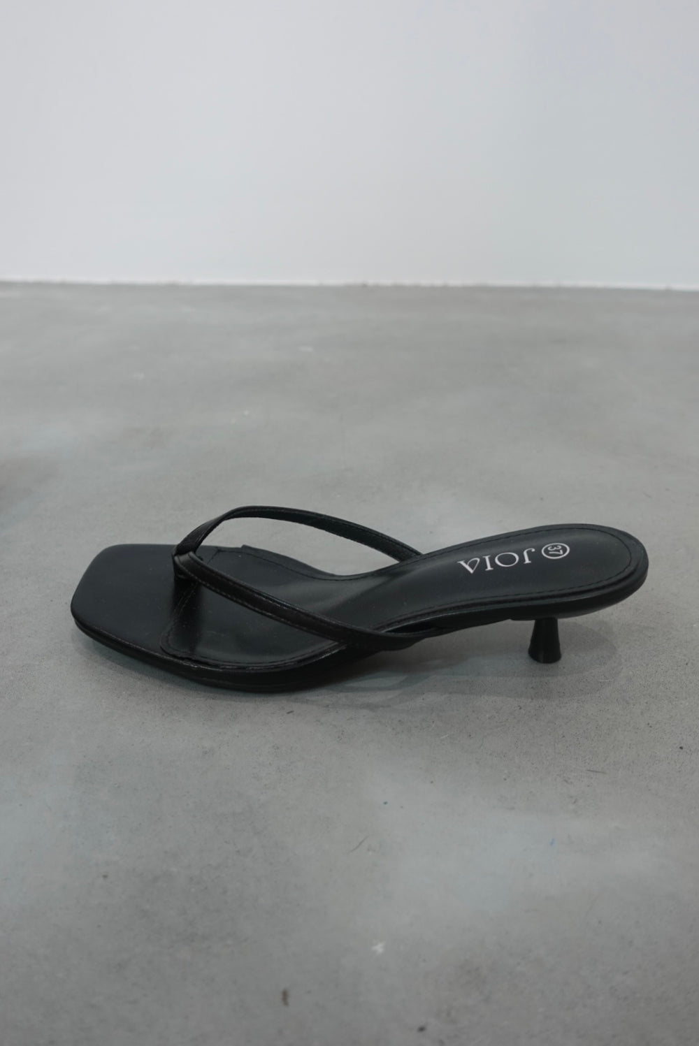 Tongues à talons - noires