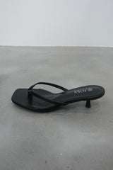 Tongues à talons - noires