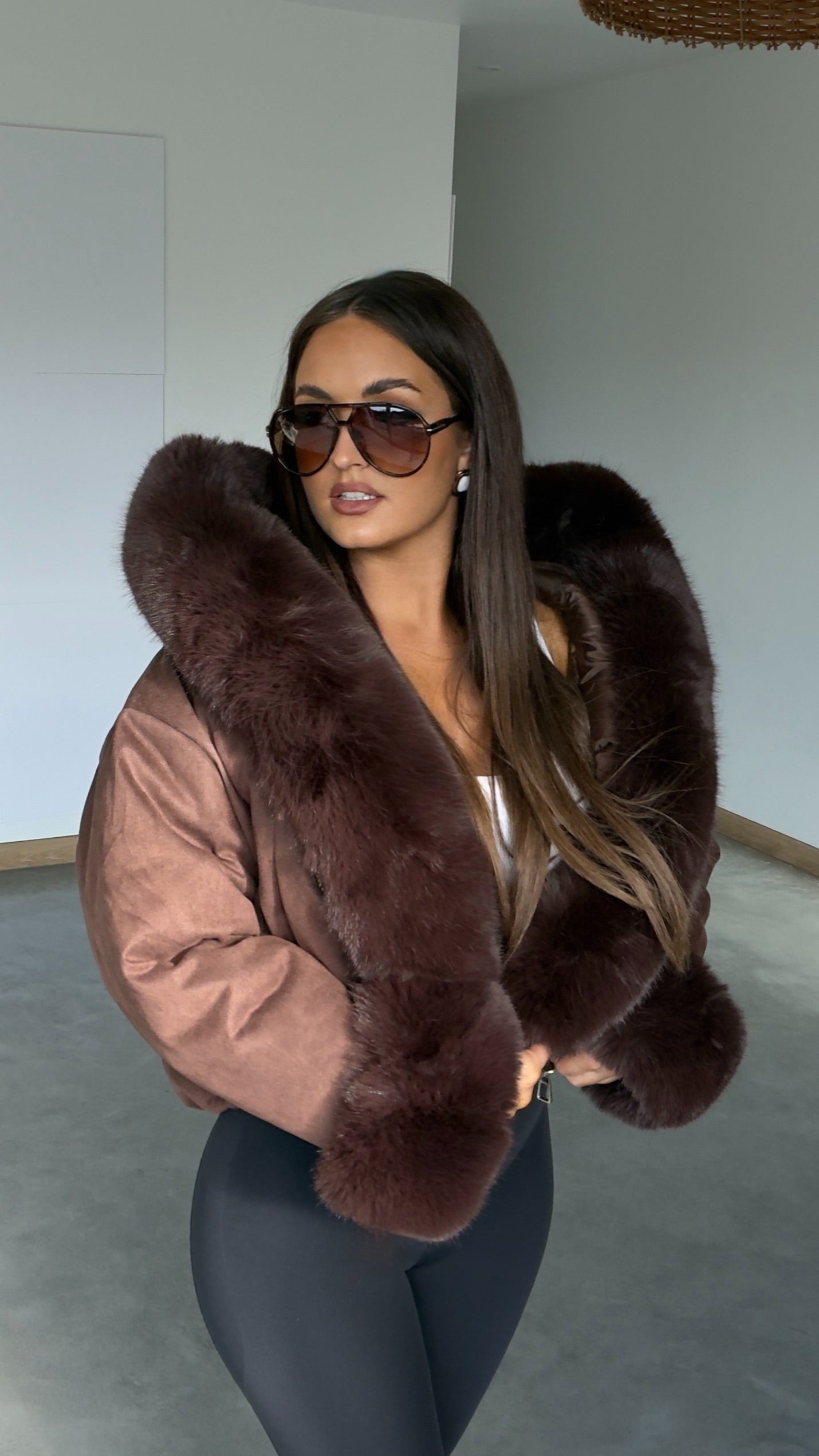 Manteau court bouffant - chocolat