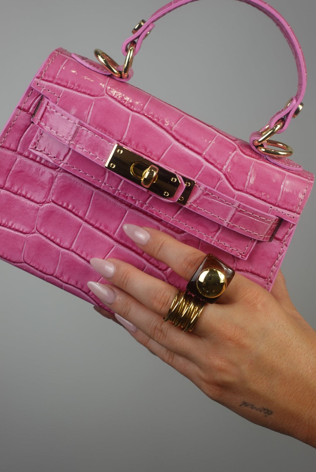 Sac en cuir petit format - croco rose