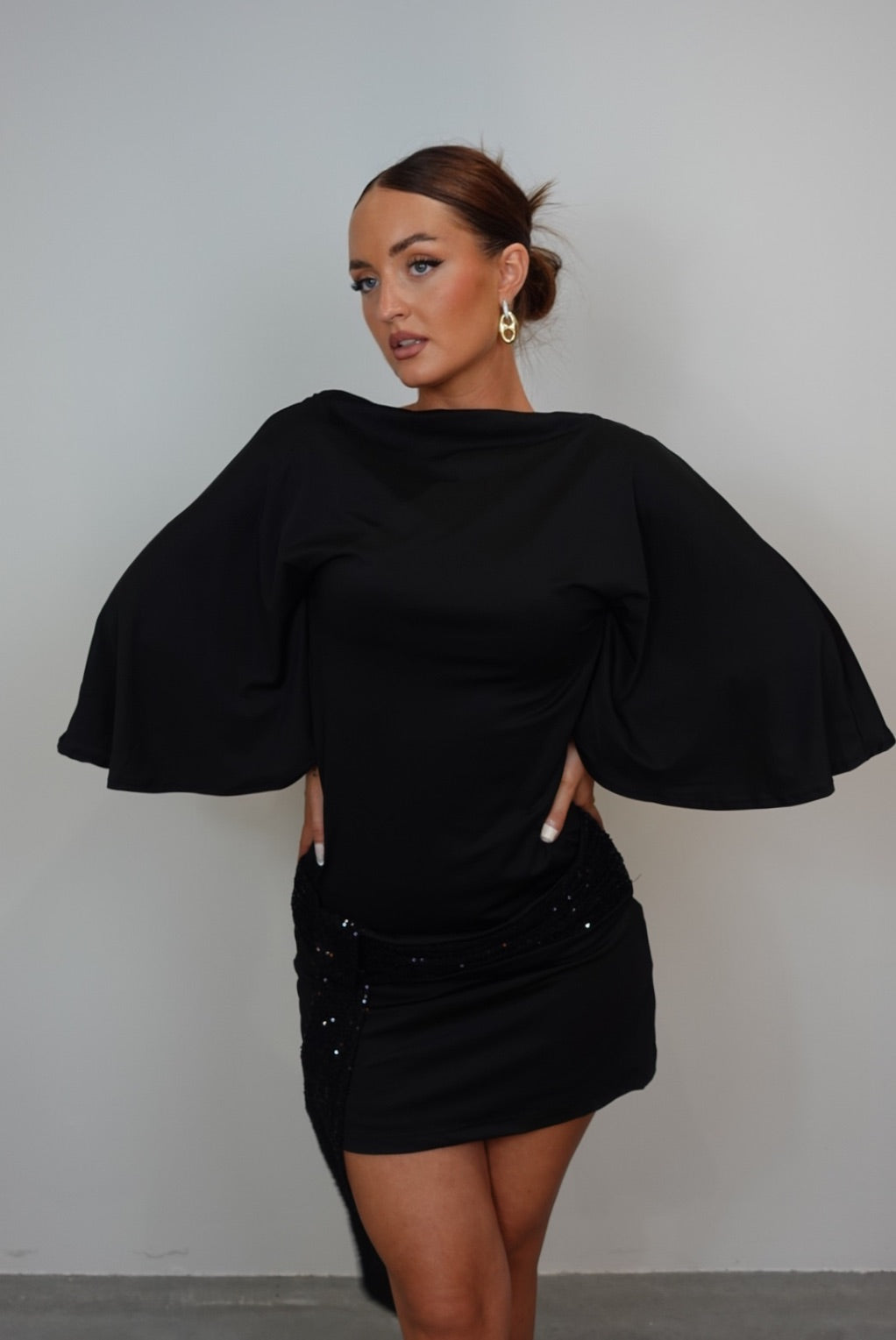 Robe courte à sequins - noire