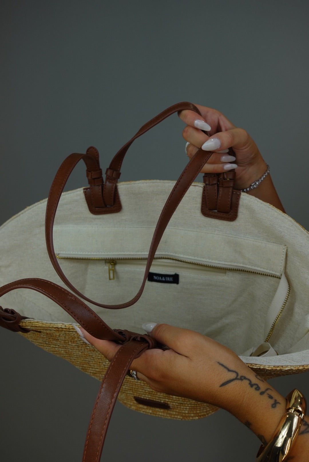 Le sac en osier - lanières cognac
