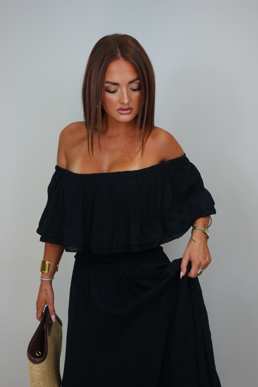 Robe longue brodée - noire