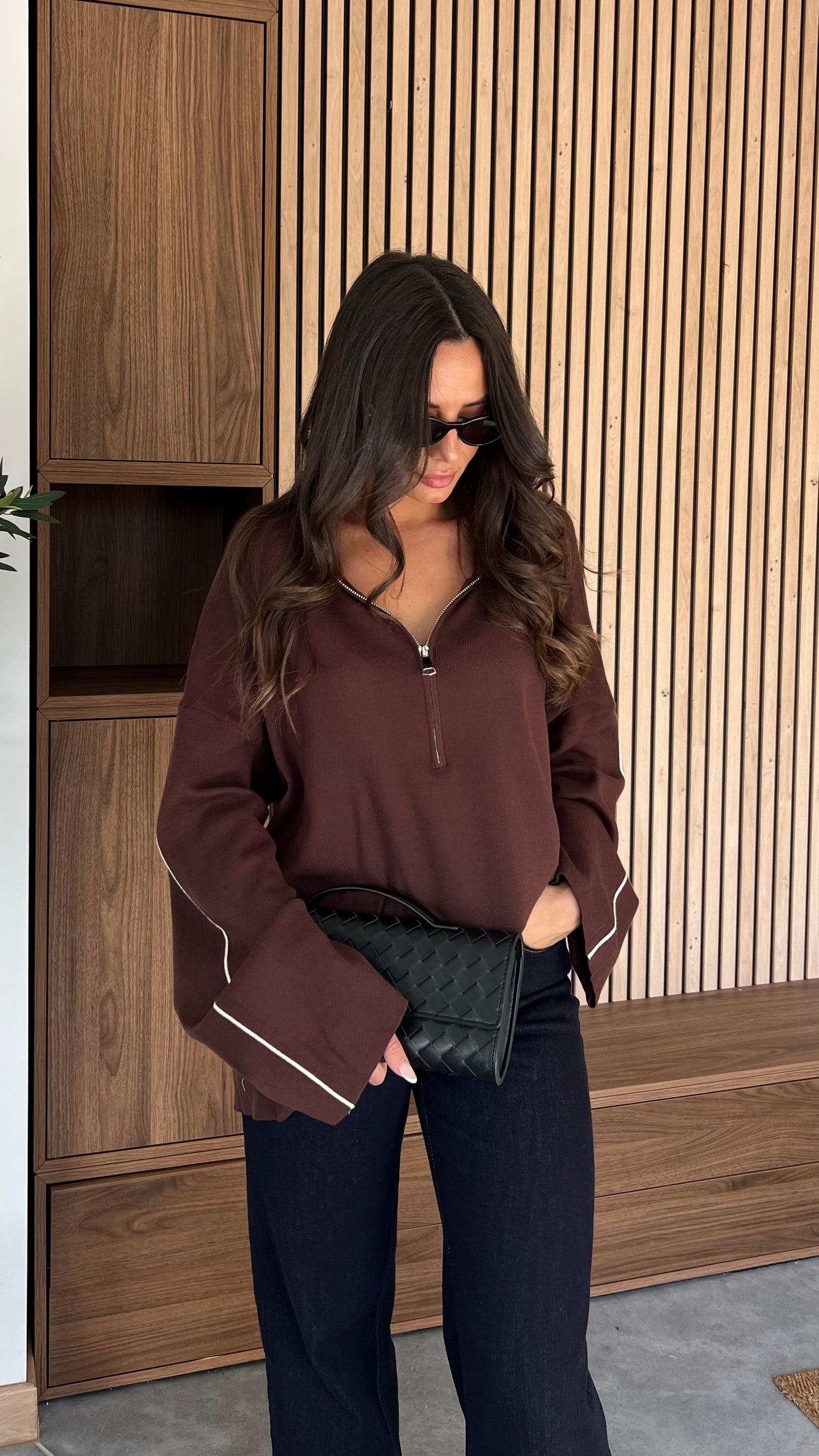 Pull avec bandes - chocolat