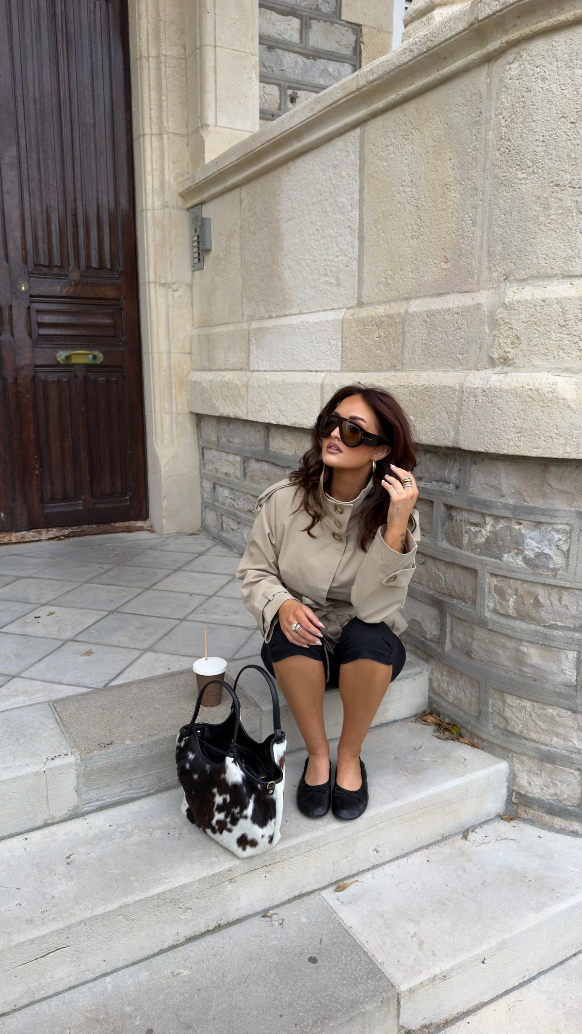 Short stand-collar trench coat - taupe