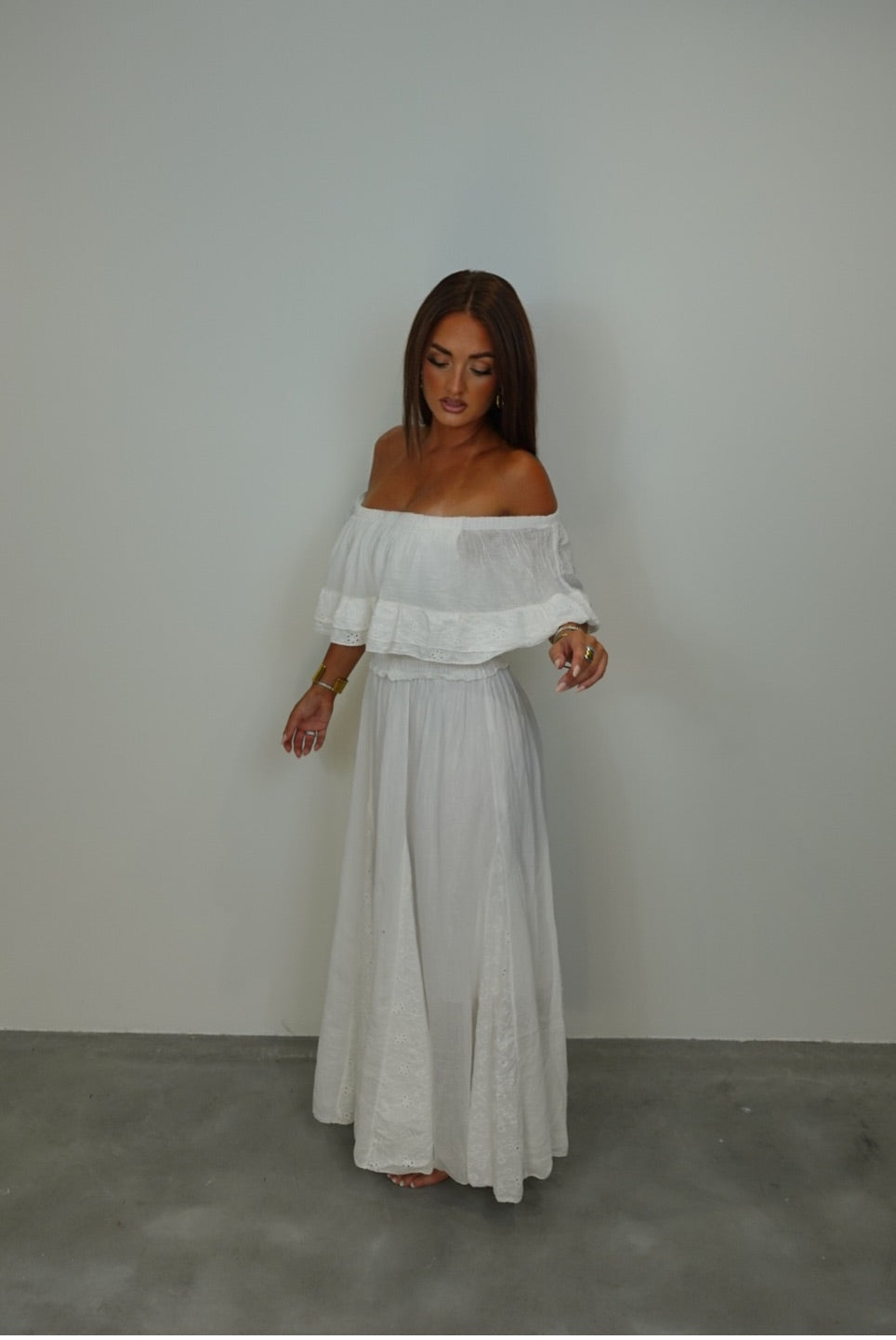 Robe longue brodée - blanche