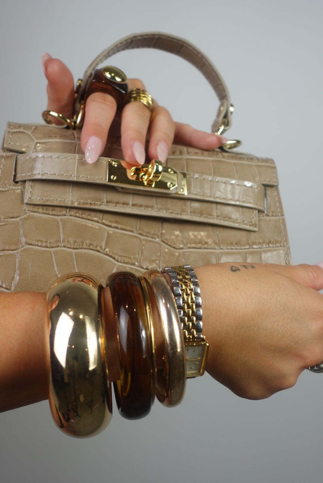 Sac en cuir petit format - croco taupe