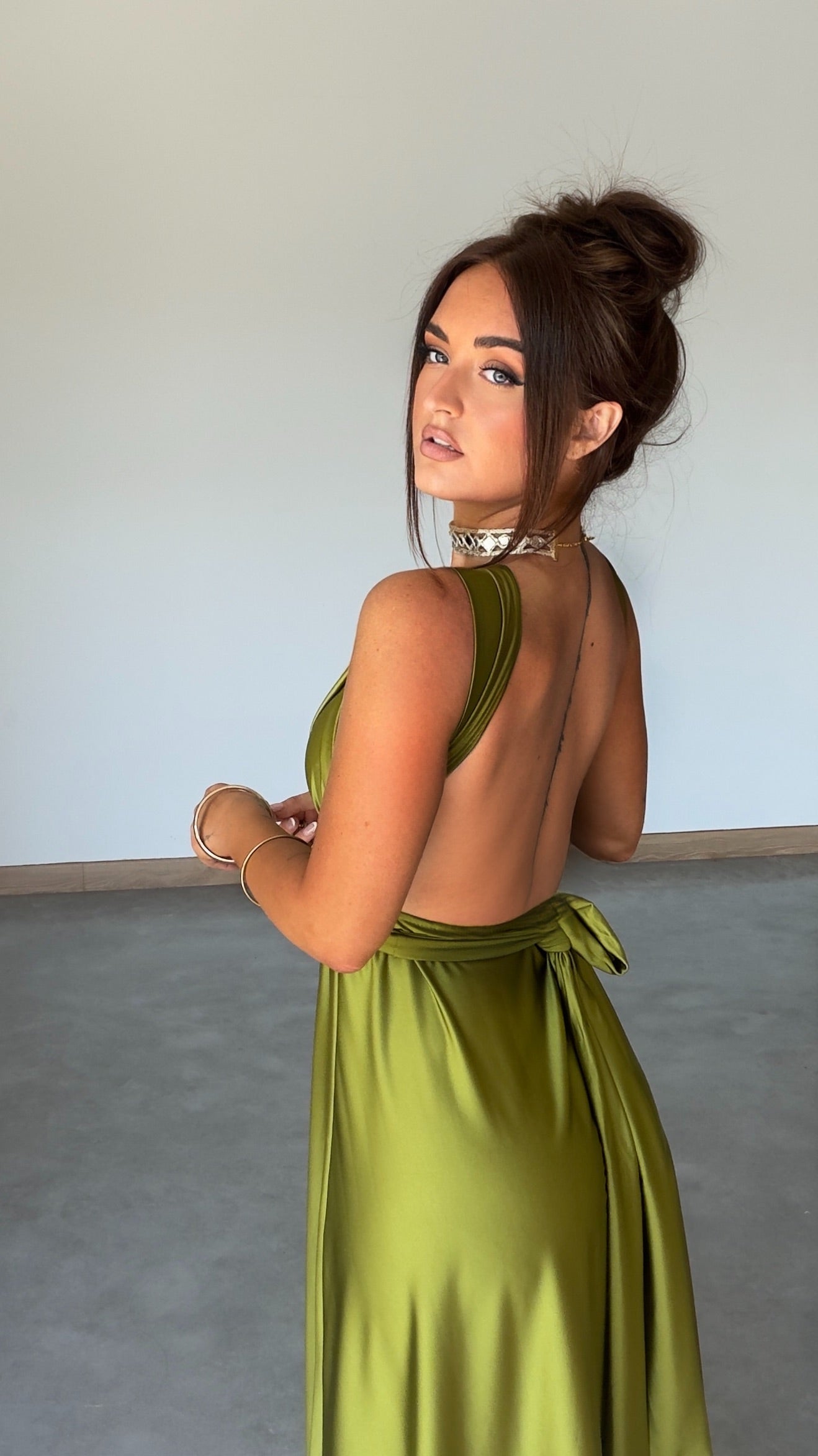 PRÉCOMMANDE Robe modulable - vert olive (livraison dans 2 semaines)