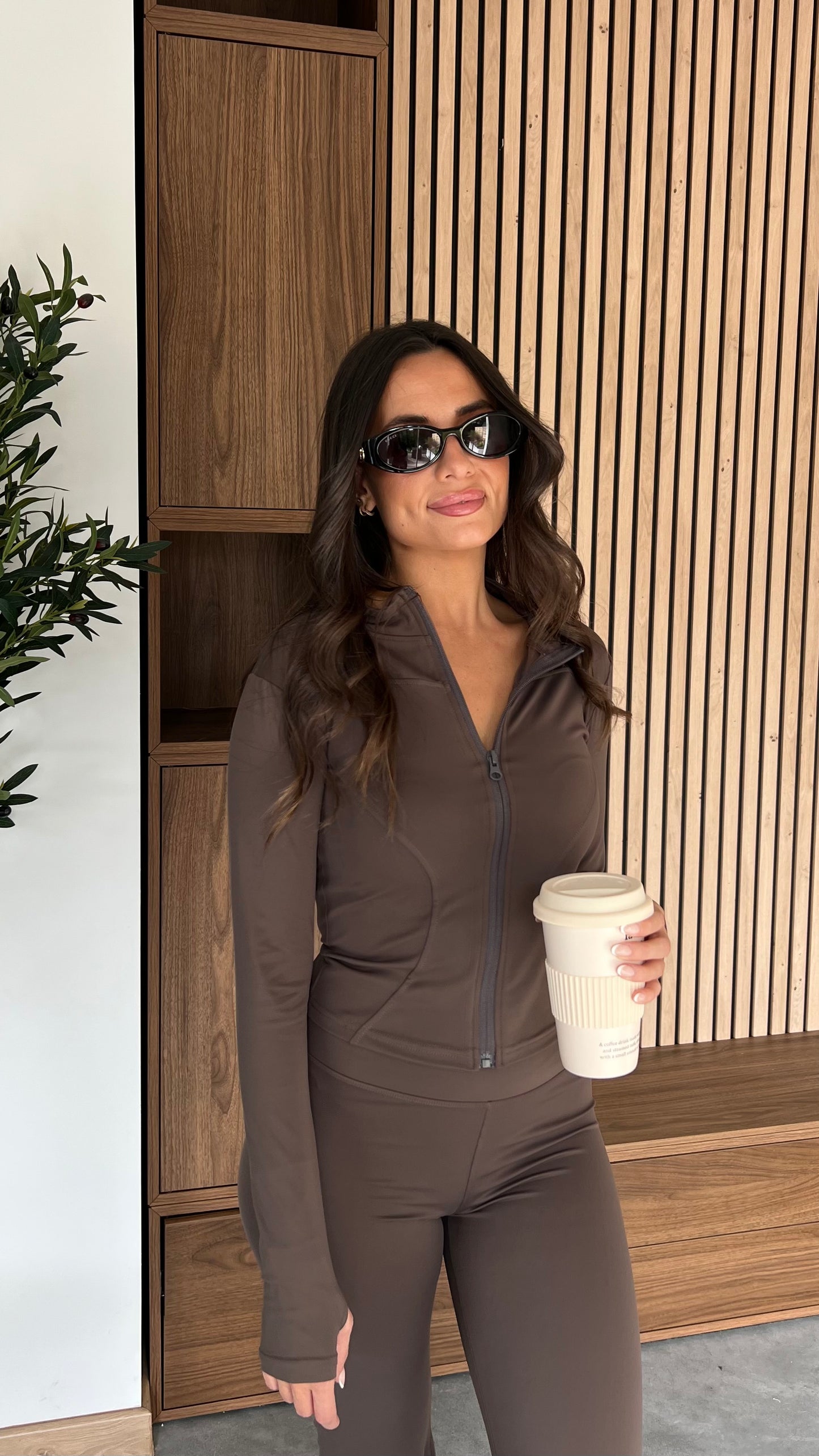 Ensemble de sport gainant - chocolat