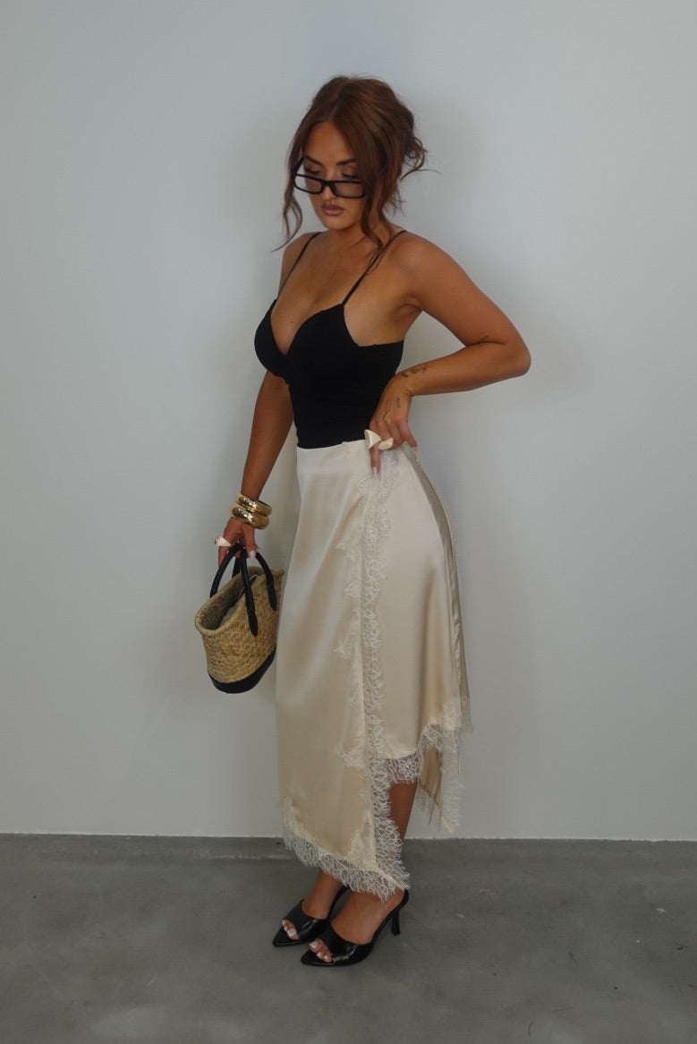 Jupe en dentelle - champagne