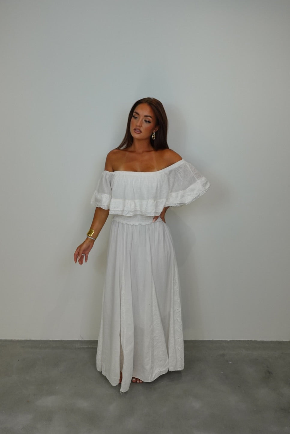 Robe longue brodée - blanche