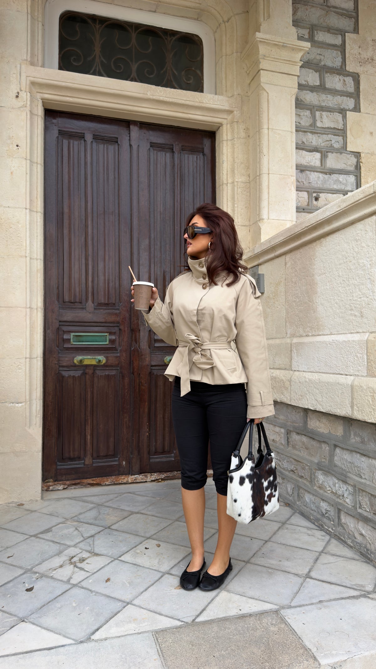 Short stand-collar trench coat - taupe