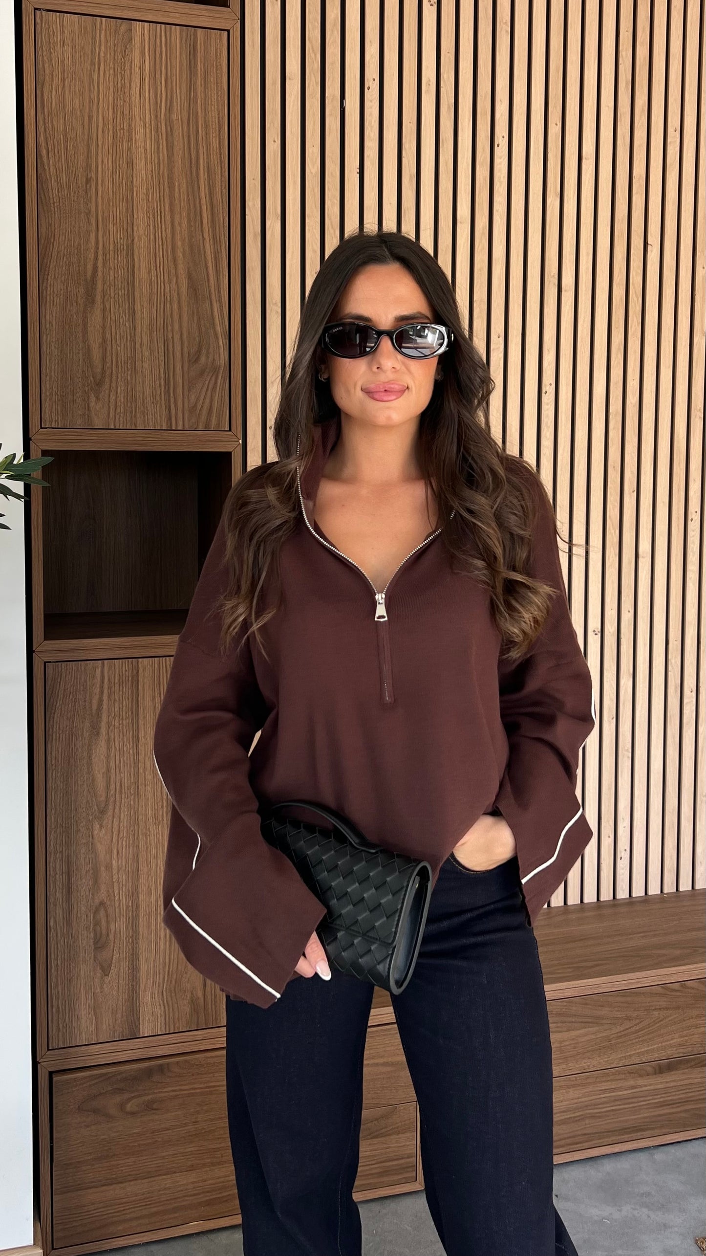 Pull avec bandes - chocolat